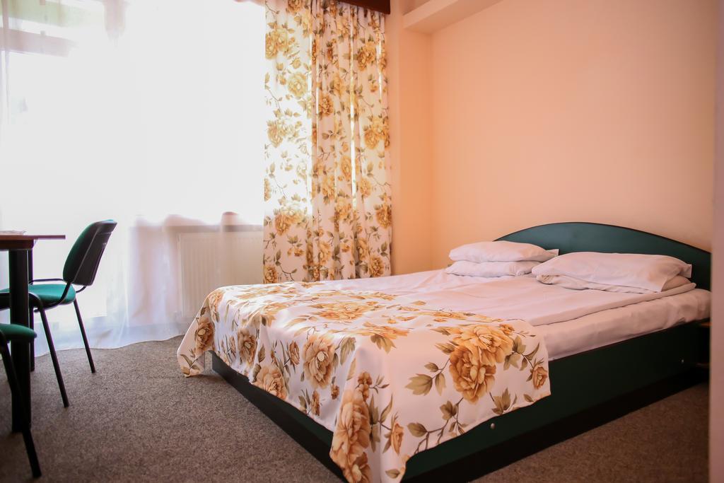Hotel Silva Dornavátra Kültér fotó
