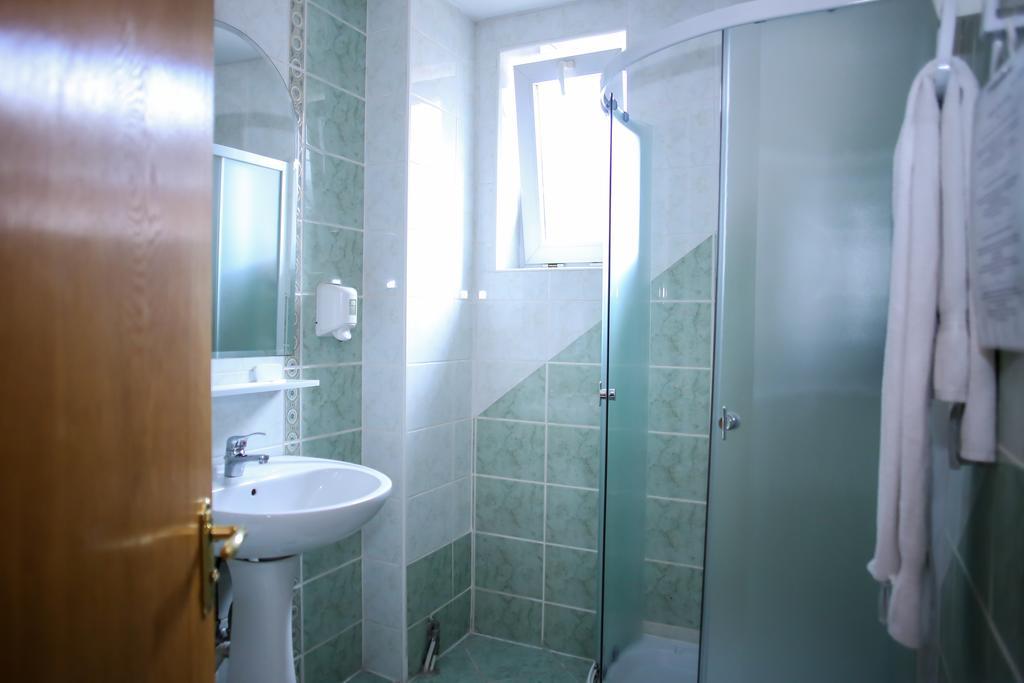 Hotel Silva Dornavátra Kültér fotó